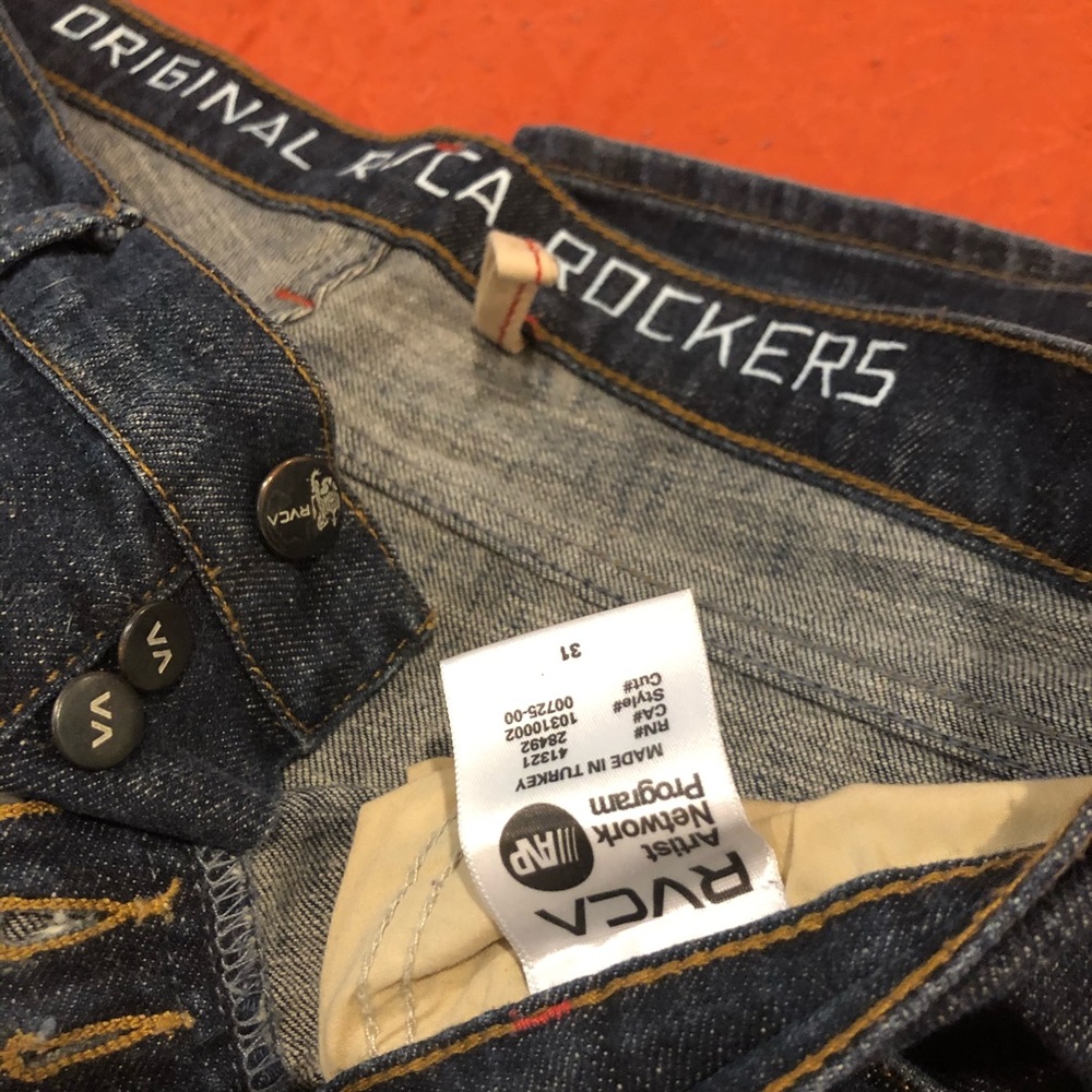 Like new- Slim-fit RVCA Original Rocker - Size 31